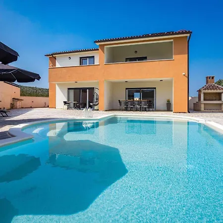 Villa Nur Amela Pula