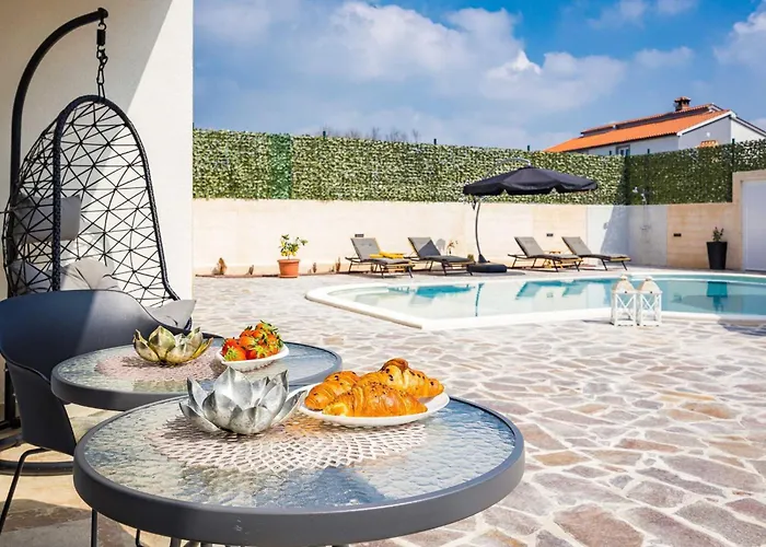 Villa Nur Amela Pula